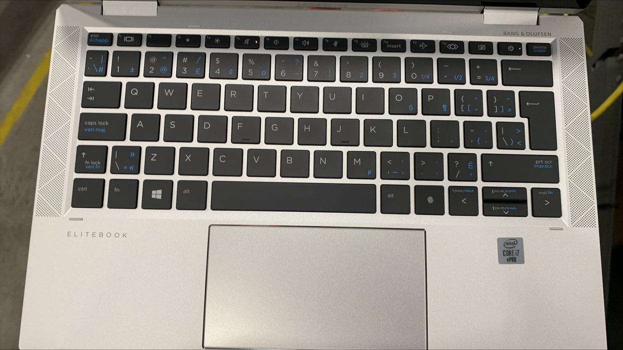 Remis à neuf (bon état) - HP EliteBook X360 1030 G7 - Ordinateur portable 2 en 1 tactile 13,3" - Core i7-10610U - SSD 32 Go - 512 Go - Win 11 Pro - Clavier de facturation